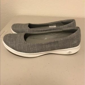 Sketchers Slip On Goga Max Shoes